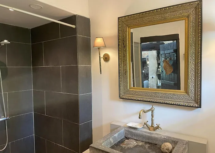 Le Colonel - Authenticity In Normandy *