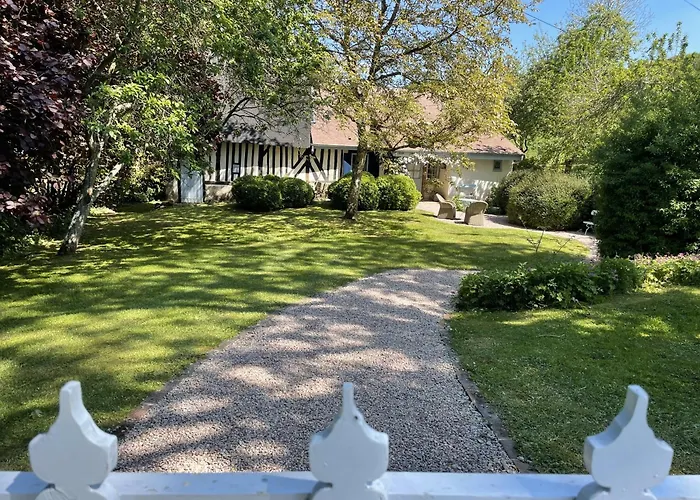 Le Colonel - Authenticity In Normandy Les Champeaux